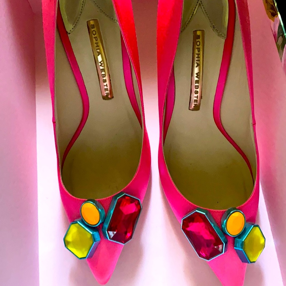 Pink size 9